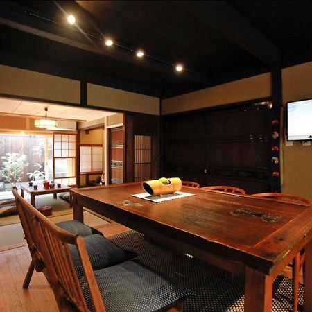 京町家の宿 三石 Kyoto Exterior foto